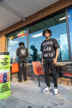 VaultVisions™ “Junkie Live$ Matter” Black Distressed (Lightly Cropped) Unfaded Tee Edition (400GSM) – Unisex Heavy Cotton Streetwear | Free Shipping